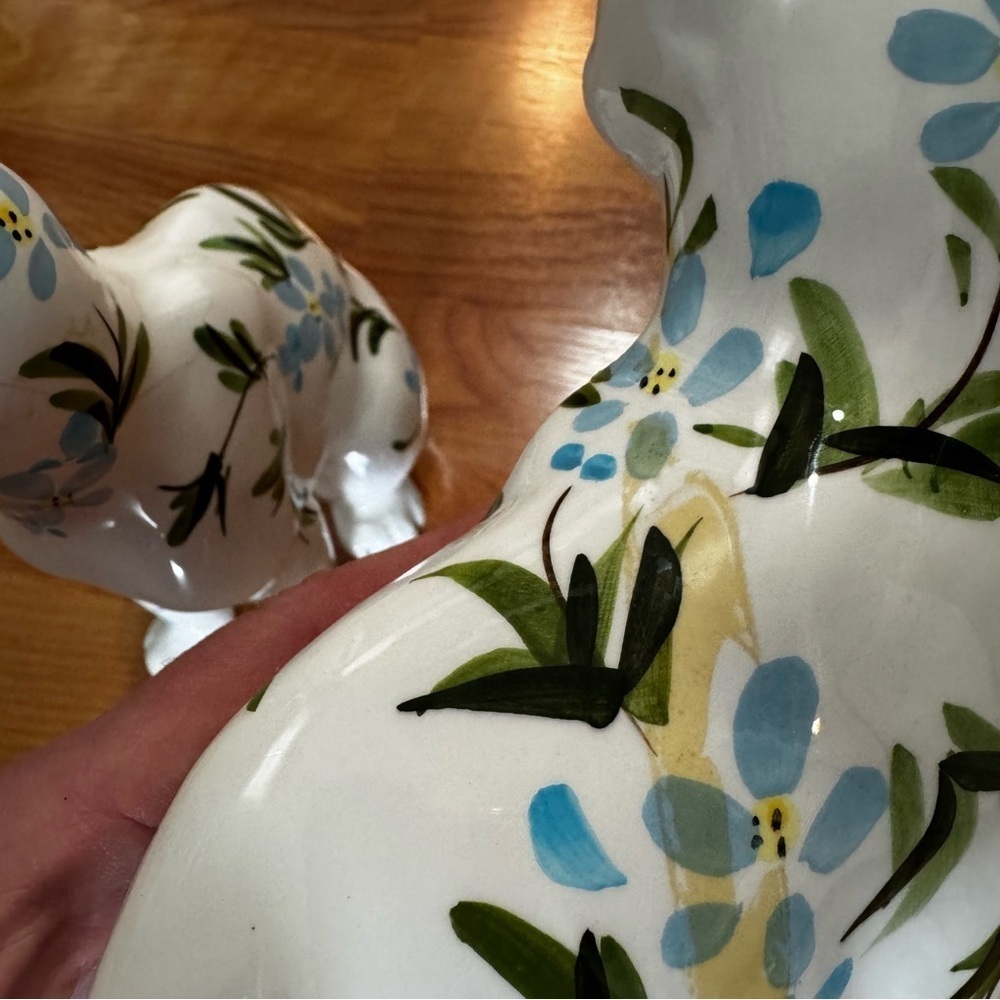 VINTAGE LEFTON'S FIGURINES WHITE KITTENS CATS WITH VINING BLUE FLORALS PLZ READ - Picture 13 of 15
